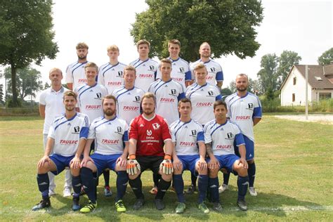 Herren Fußball 